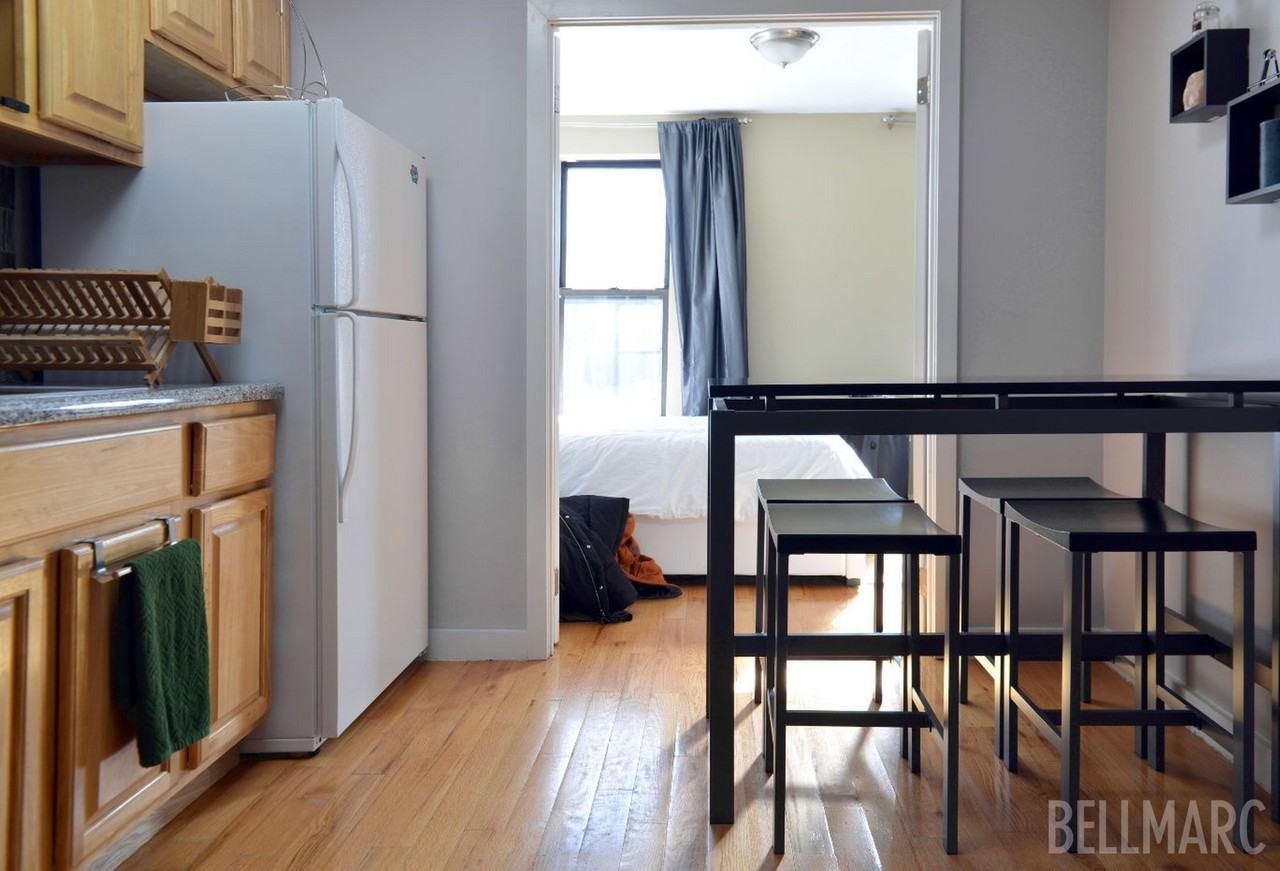 Bedford Ave & N 6th St - Photo 2 of 5