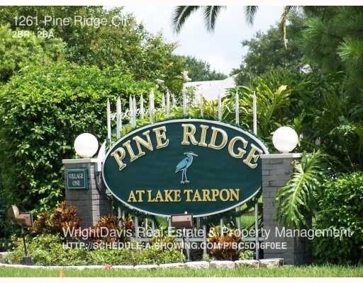 1261 Pine Ridge Cir W - Photo 2 of 6