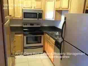 1261 Pine Ridge Cir W - Photo 3 of 6