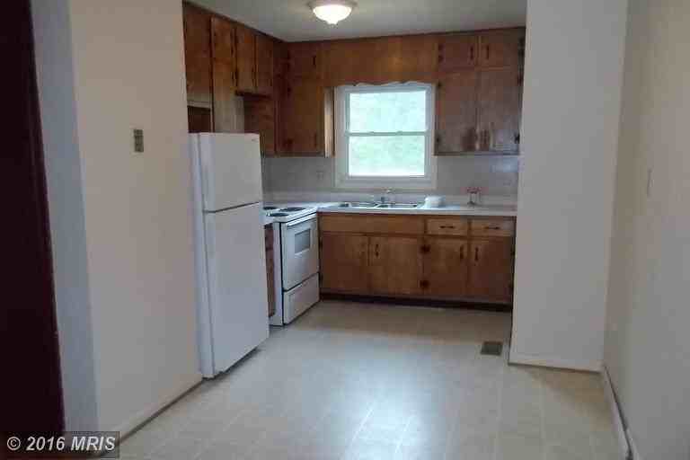 4447 Ringwood Rd #1 - Photo 2 of 7