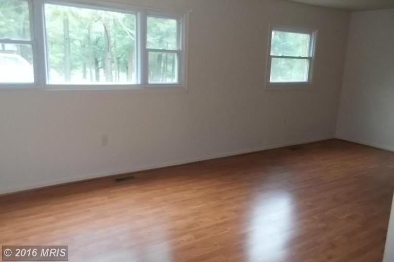 4447 Ringwood Rd #1 - Photo 3 of 7