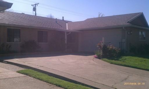 1405 Crestmont Ave - Photo 2 of 16