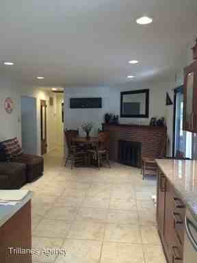 3412 Espejo St NE - Photo 3 of 10