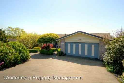 5839 NE 181st St - Photo 2 of 26