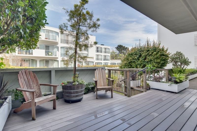 2107 Shelter Bay Ave - Photo 3 of 19