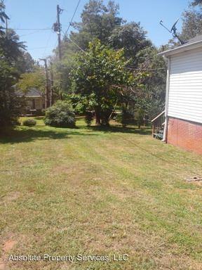 105 Margaret St - Photo 2 of 9