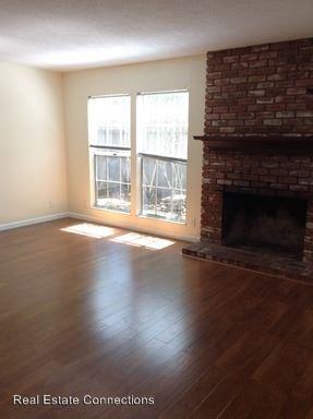 120 Camellia Terrace - Photo 3 of 11