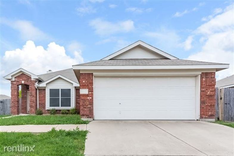 8152 Hulen Park Cir, Fort Worth, TX 76123 3 Bedroom House for 1,309