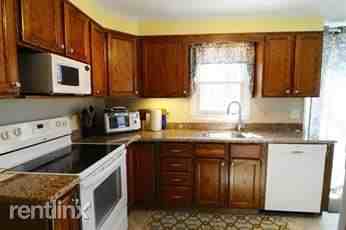 1 Rustic Dr - Photo 2 of 10