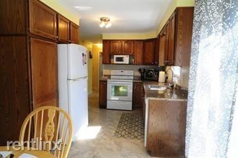 1 Rustic Dr - Photo 3 of 10