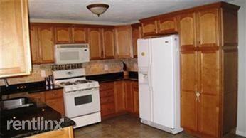 31 Cliffe Rd - Photo 3 of 10