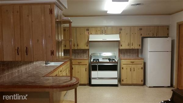 6800 Hightower St - Photo 3 of 8