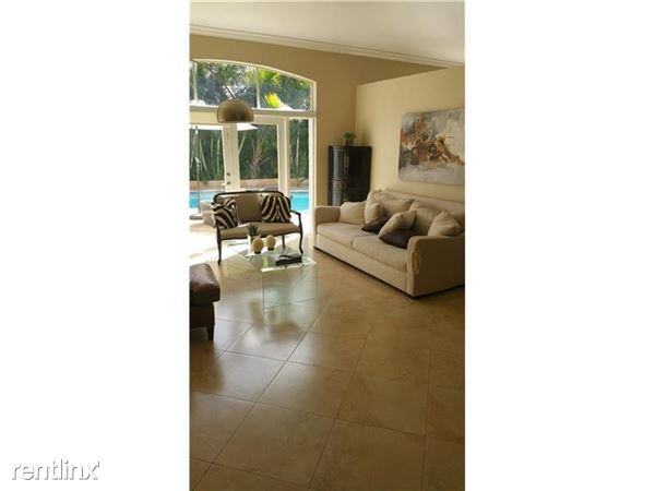 3945 SW 148th Terrace - Photo 3 of 10