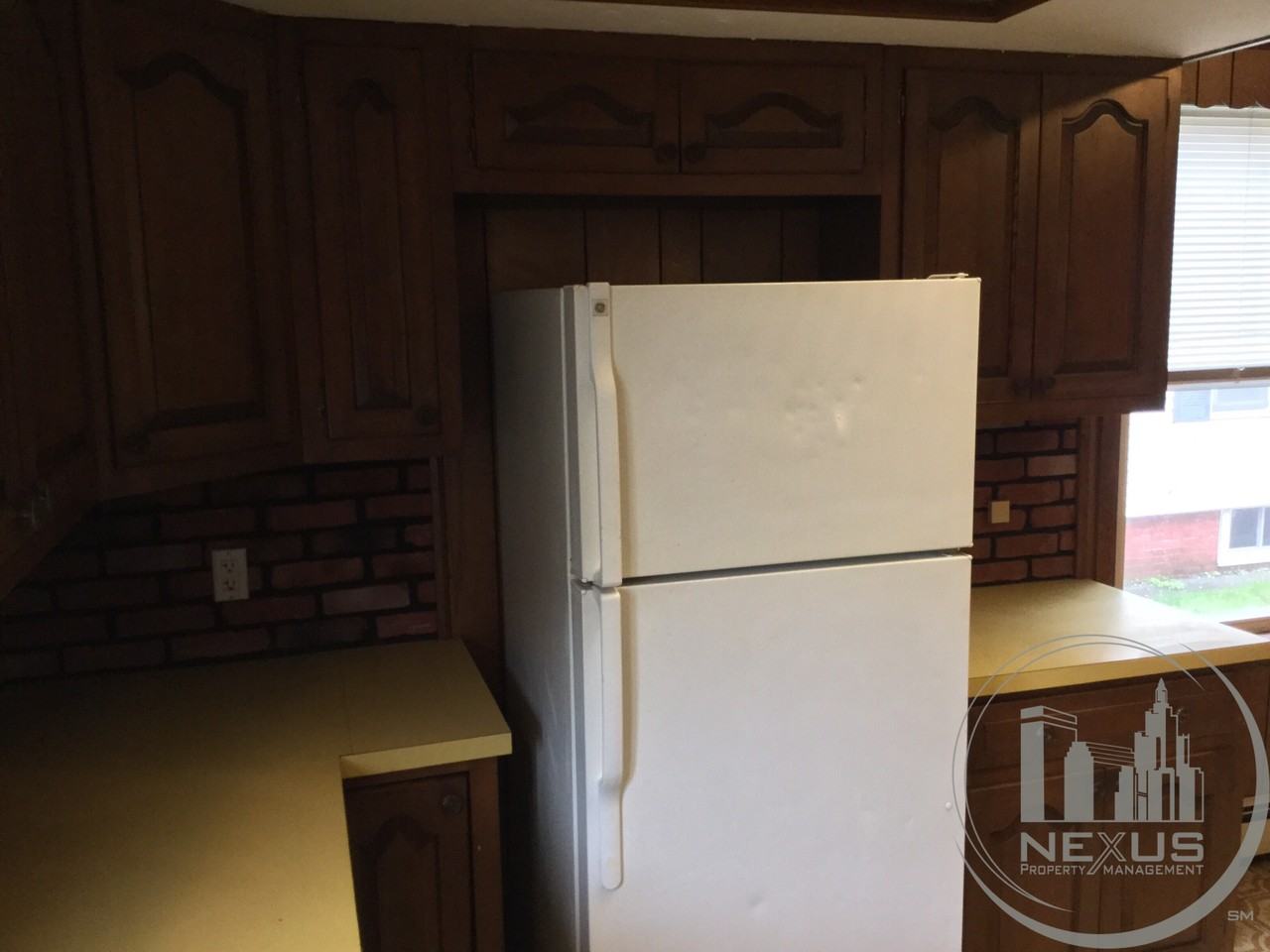 32 Frances Ave - Photo 2 of 36