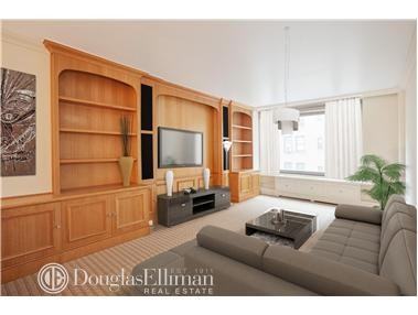 30 E 85th St #4E