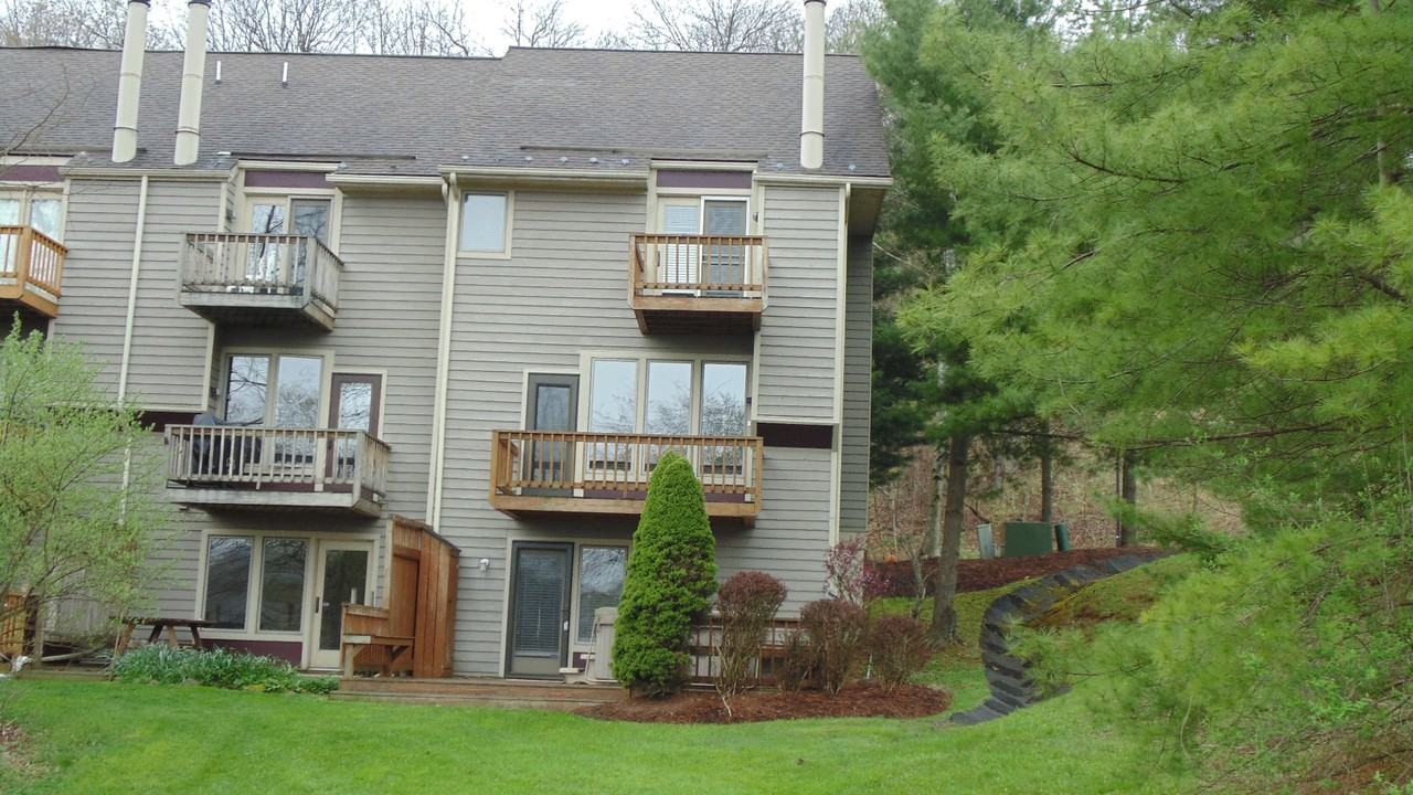 1 Slopeside Terrace - Photo 3 of 23