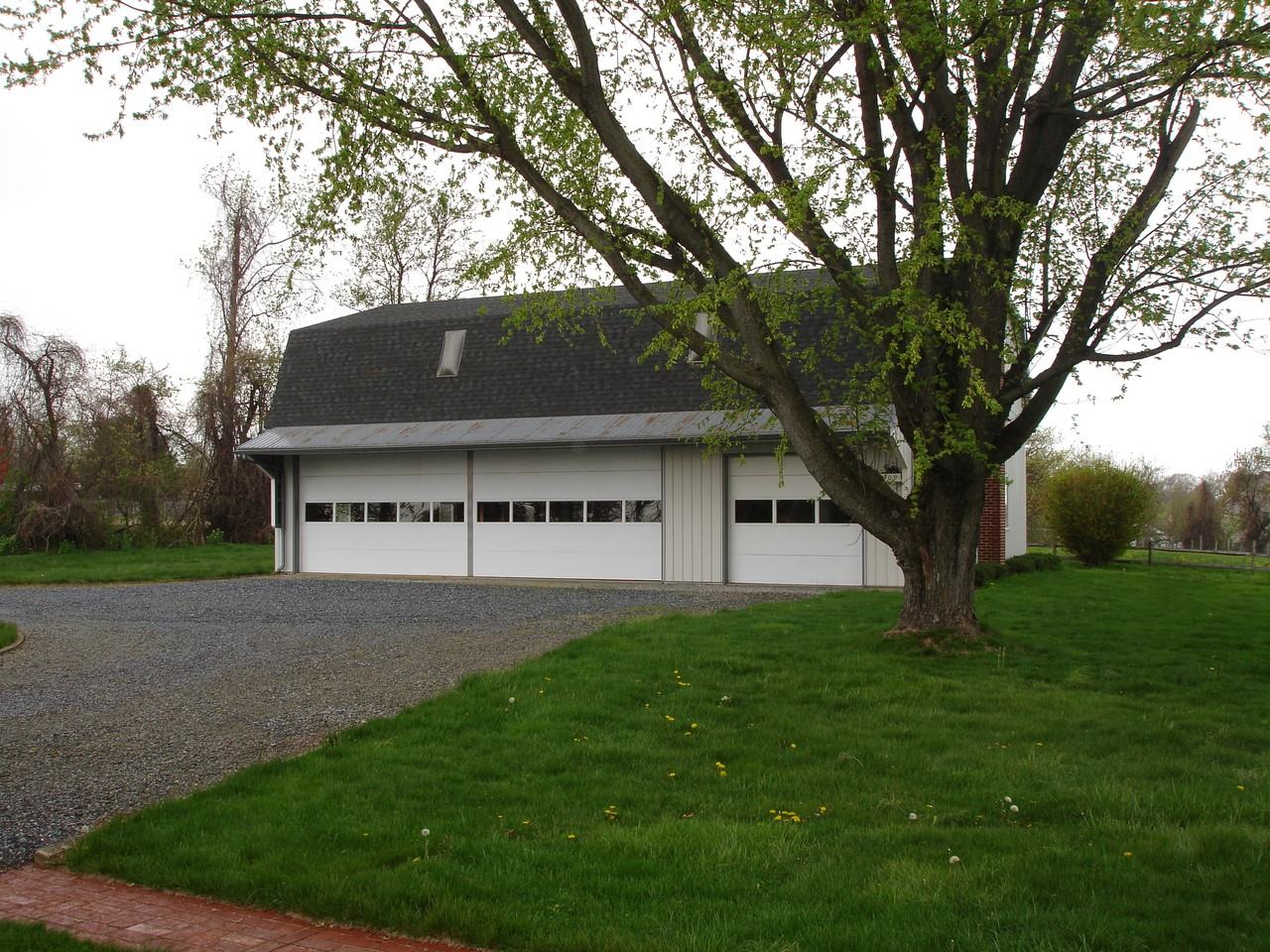 309 Clearfield Rd - Photo 3 of 28