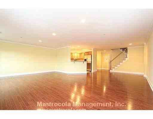 120 Main St - Photo 2 of 11