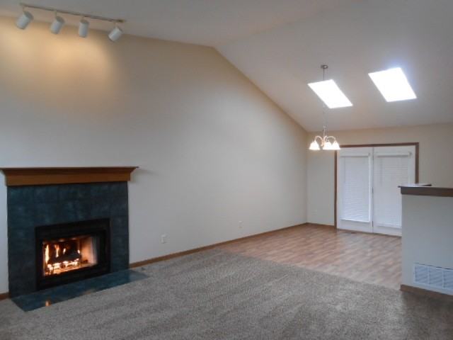 210 Windward Ct - Photo 3 of 20