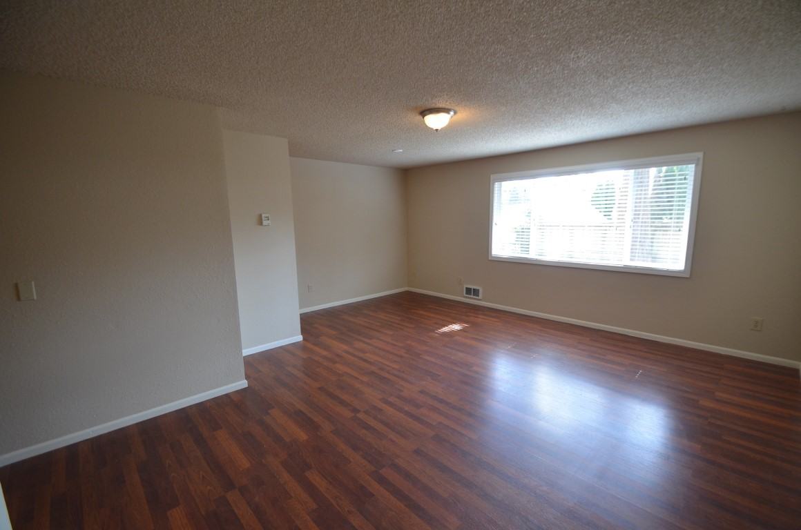 20616 53rd Ave Ct E - Photo 2 of 10