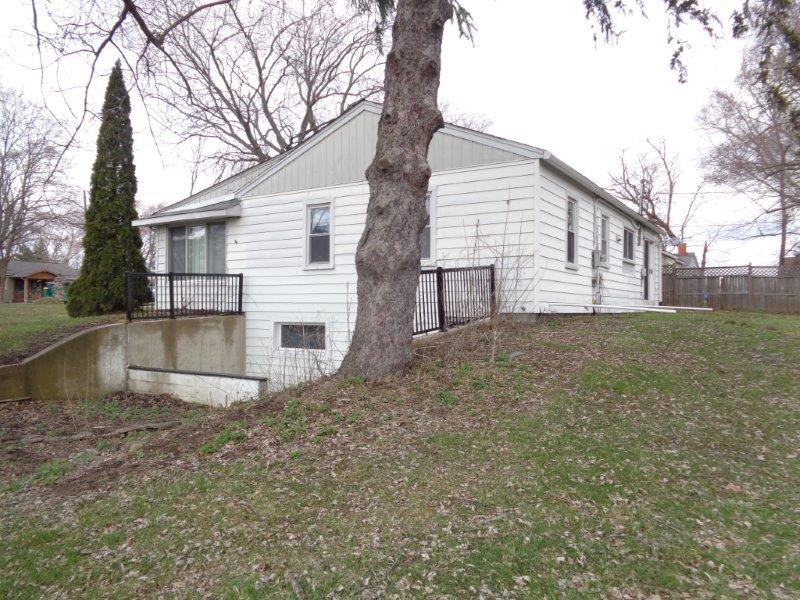 37047 N Bernice Dr - Photo 3 of 13