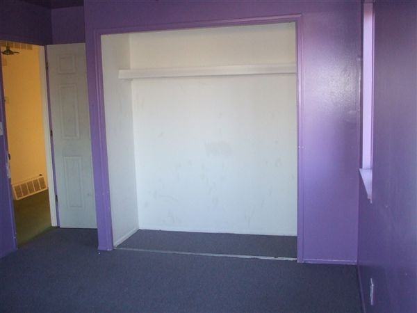 4201 Glenburne Blvd - Photo 2 of 10