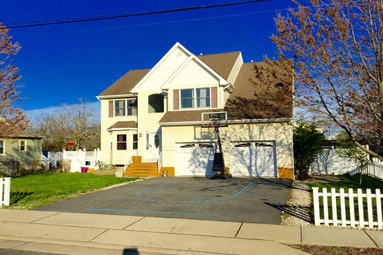 5 Wilson Ave - Photo 2 of 29