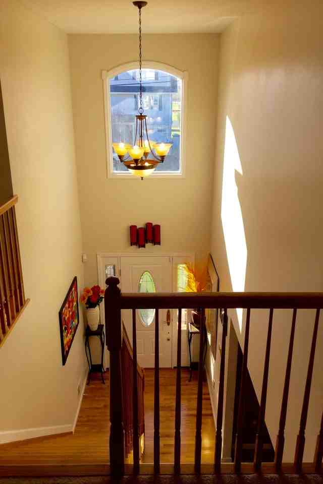 5 Wilson Ave - Photo 3 of 29