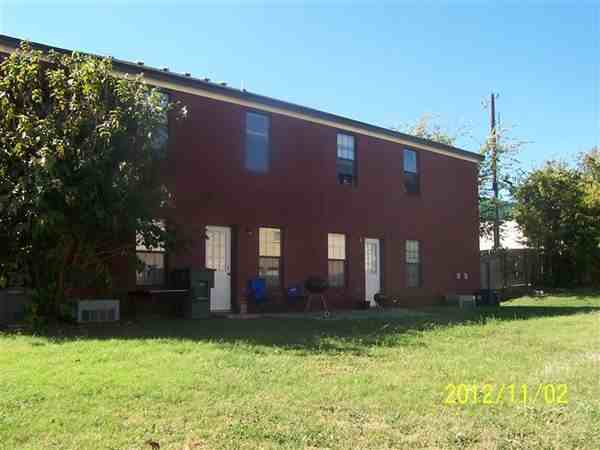 203 W Mary Jane Dr - Photo 2 of 2