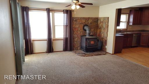 5043 S Hwy 191 - Photo 2 of 14