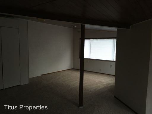 930 Cypress St - Photo 3 of 9