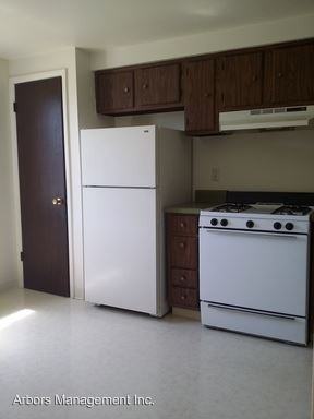 1741 Patrick Pl - Photo 3 of 12