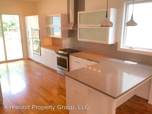 2824 Vaulx Ln - Photo 2 of 26