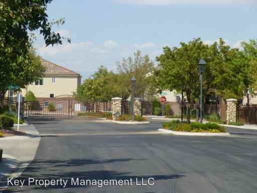 6164 Bridgeport Hills Ave - Photo 3 of 13