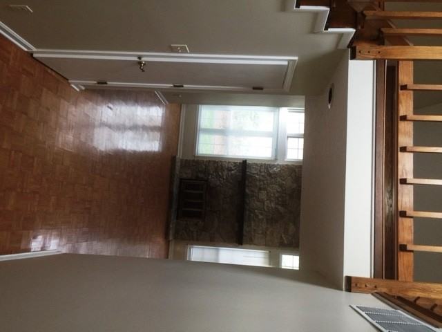 4653 Stansbury Ct - Photo 3 of 12