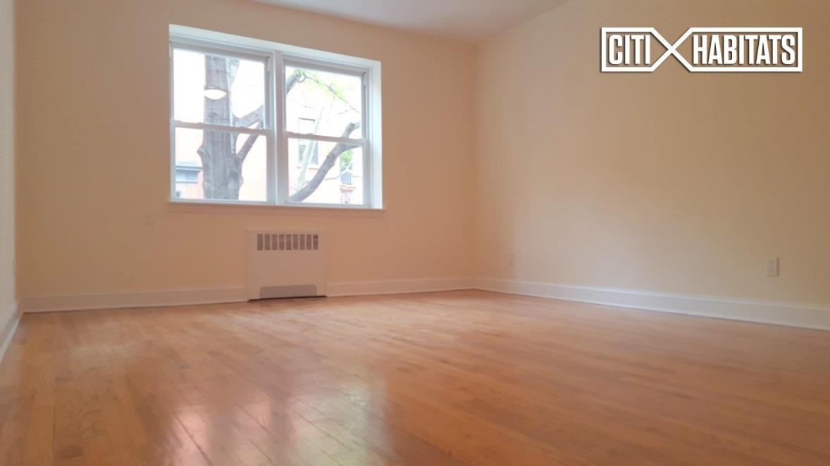 E 91st St #1F