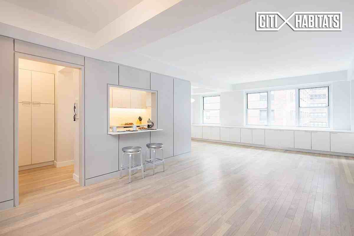 245 E 80th St #5D