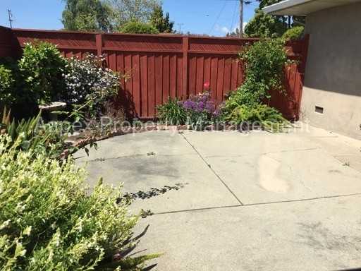 26164 Danforth Ln - Photo 3 of 17