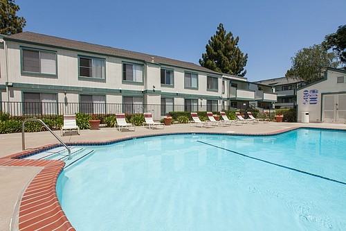 4140 Irvington Avenue - Photo 2 of 10