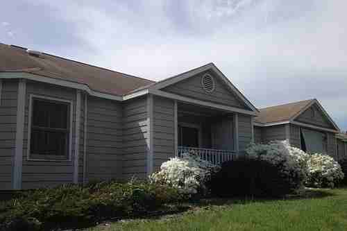 722 Salem Street - Photo 3 of 9