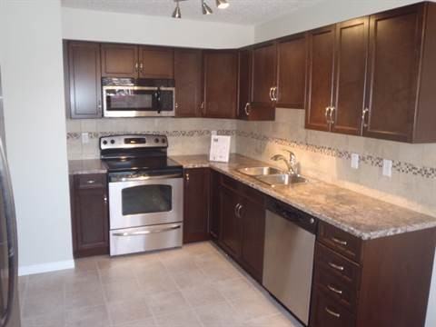 1121 Hooke Rd NW - Photo 2 of 8