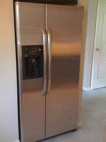 1121 Hooke Rd NW - Photo 3 of 8