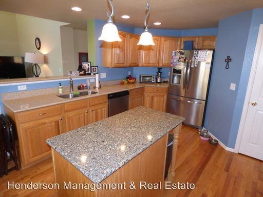 614 Hillrose Ct - Photo 2 of 33