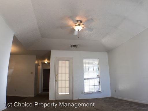 1132 Landsdale Ln - Photo 3 of 11