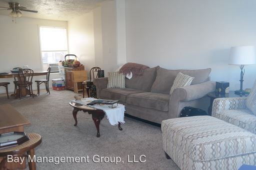 1908 Griffis Ave - Photo 3 of 23