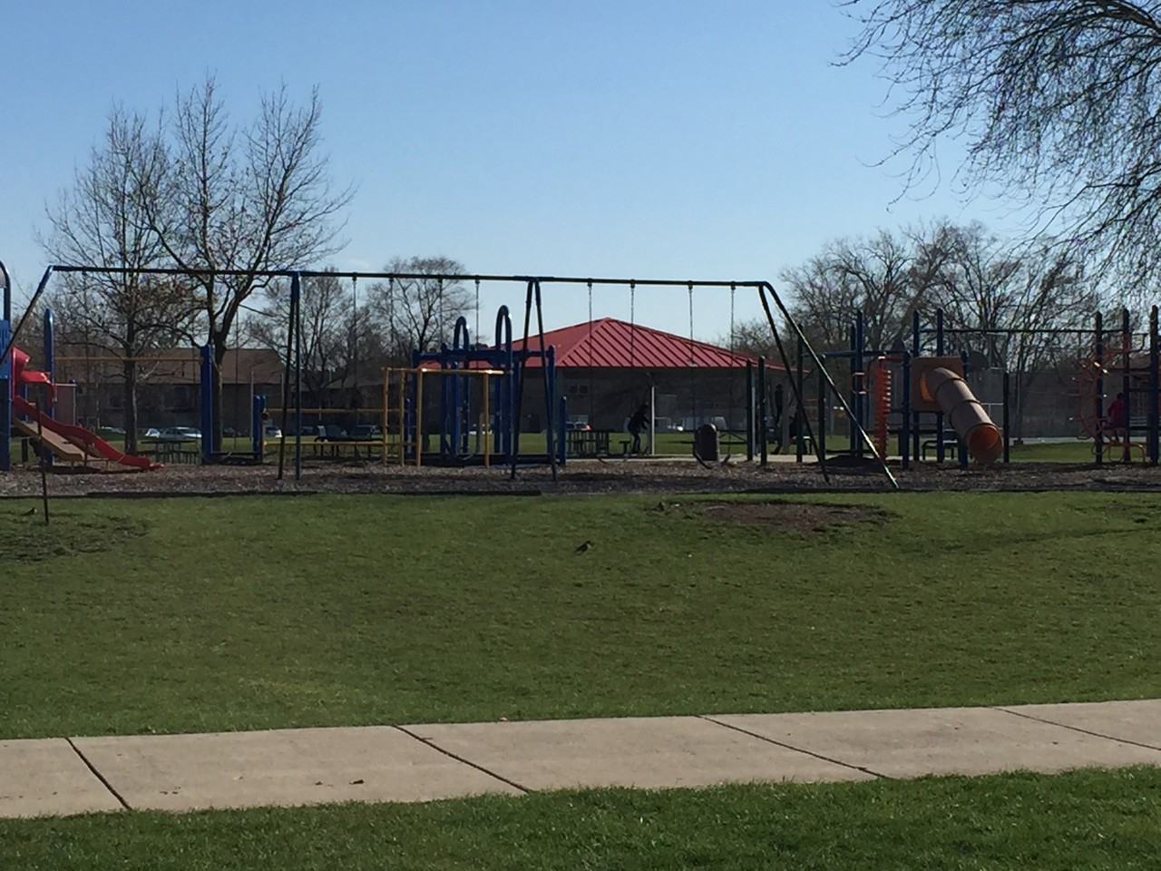 920 Jonathan Ct - Photo 2 of 9