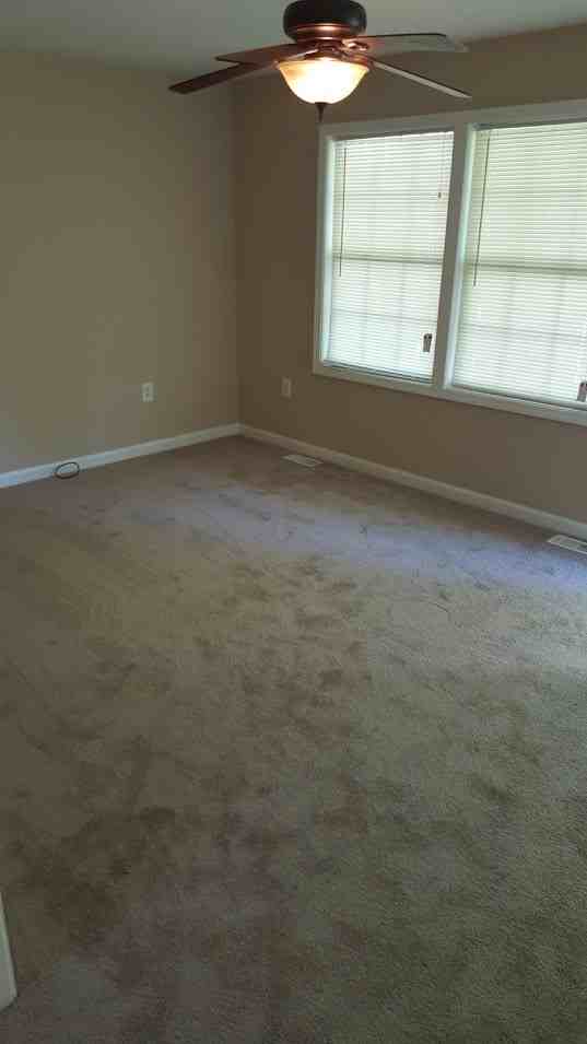 8316 Russell Rd - Photo 2 of 12