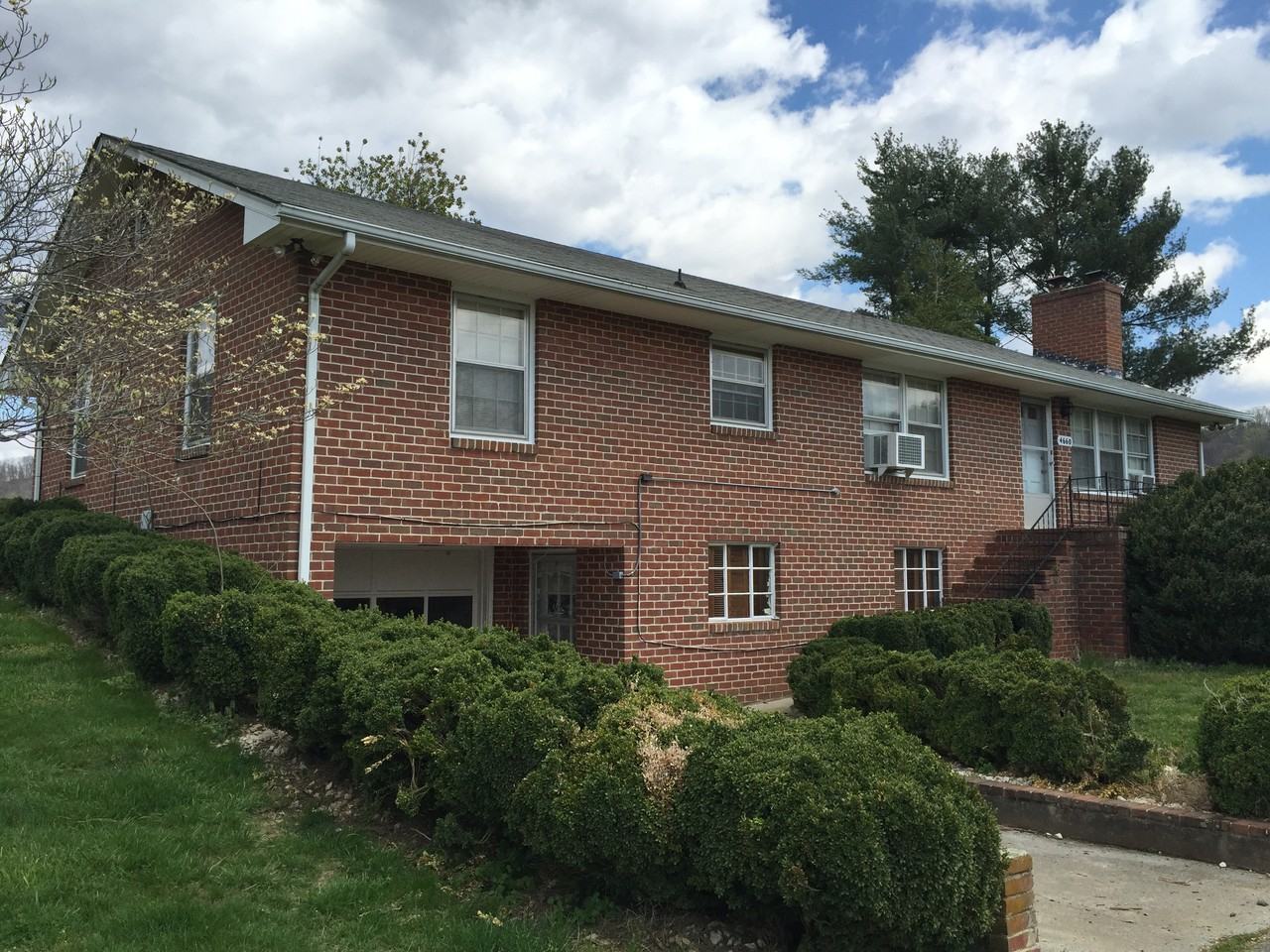 4660 Barnett Rd - Photo 3 of 3