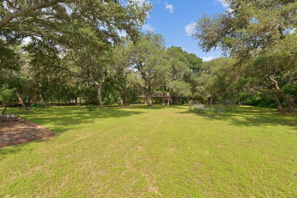 16318 Hidden View St - Photo 2 of 10