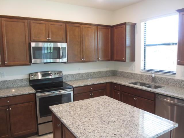 8803 Willow Cove - Photo 2 of 5